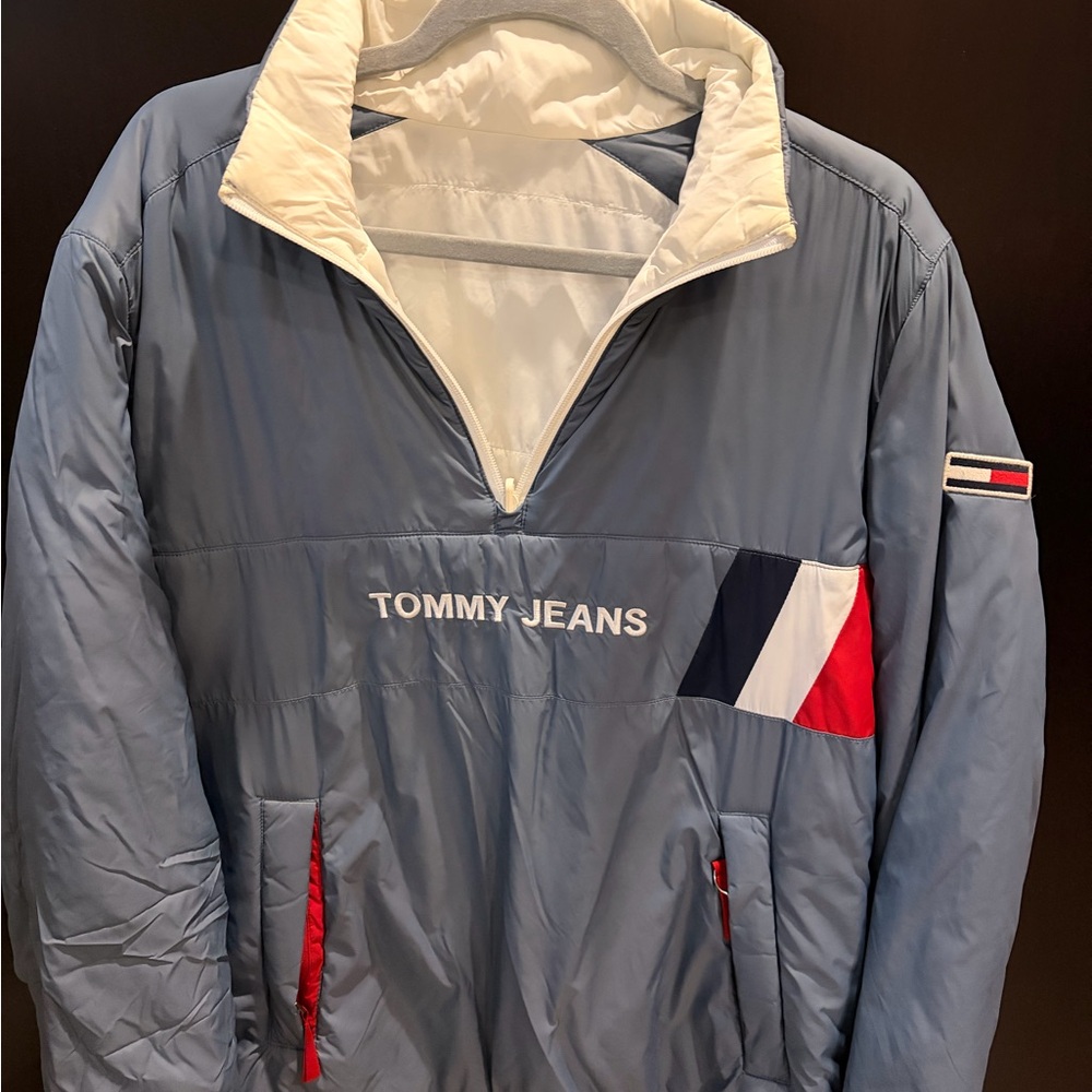 Tommy Hilfiger Men's Blue and Red Windbreaker